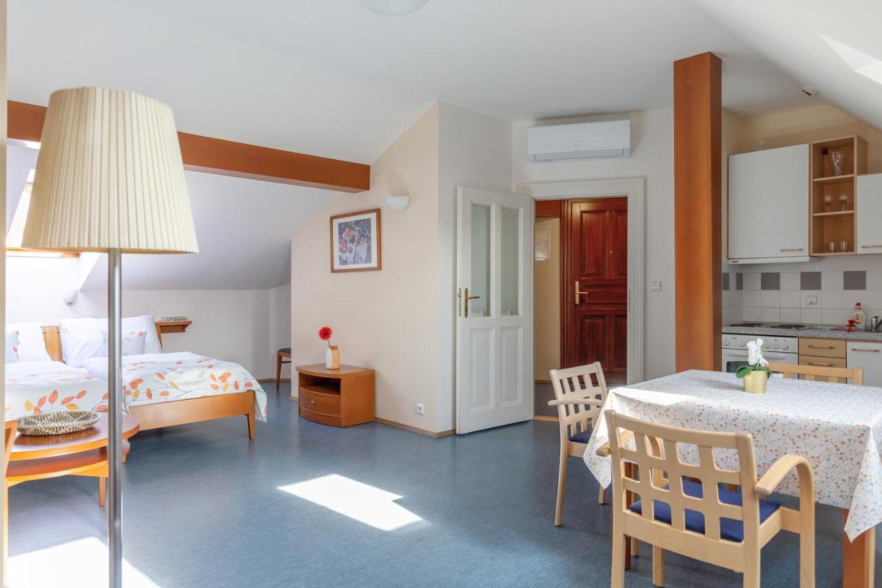 Sibelius Apartments Prague Extérieur photo